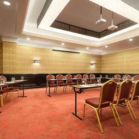 Ramada By Wyndham Sakarya Hotel Luaran gambar