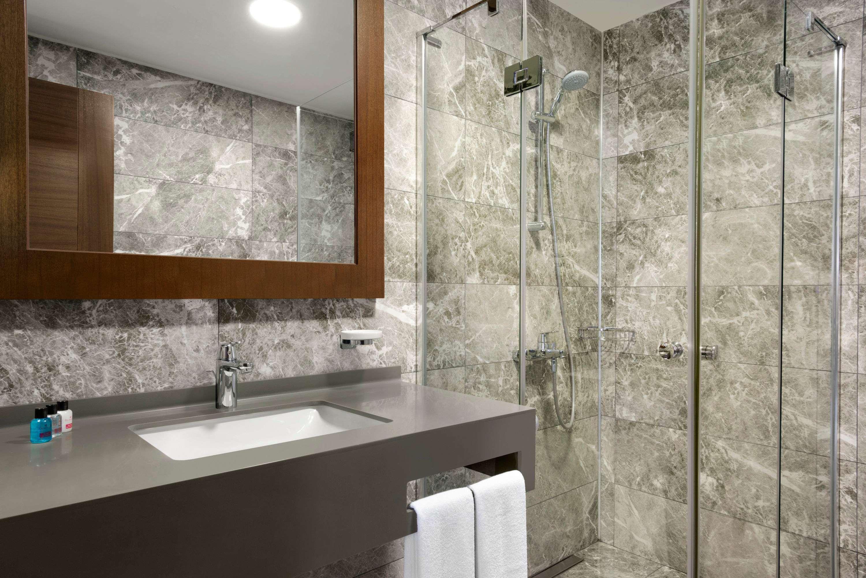 Ramada By Wyndham Sakarya Hotel Luaran gambar