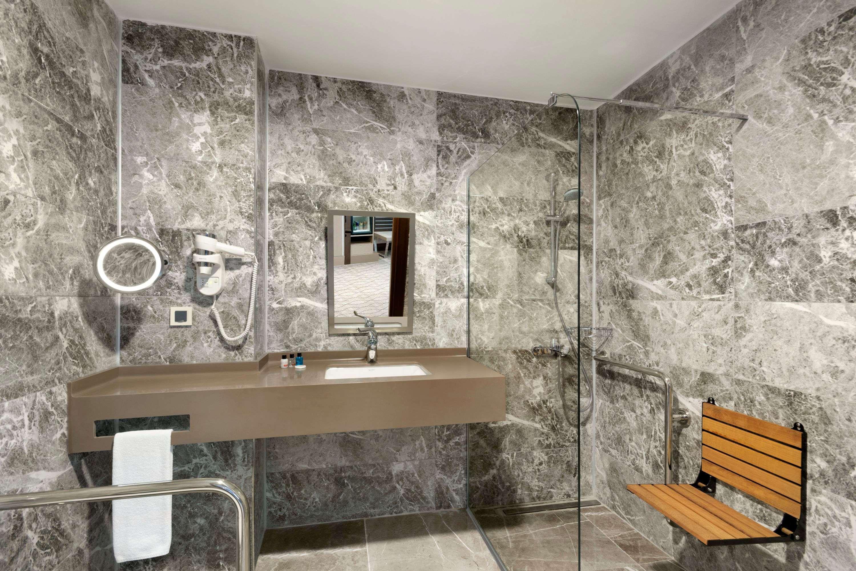 Ramada By Wyndham Sakarya Hotel Luaran gambar