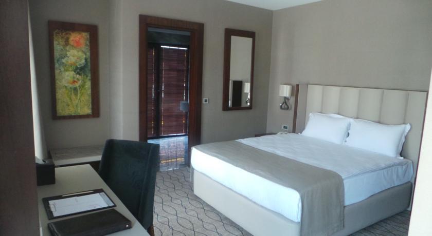 Ramada By Wyndham Sakarya Hotel Luaran gambar