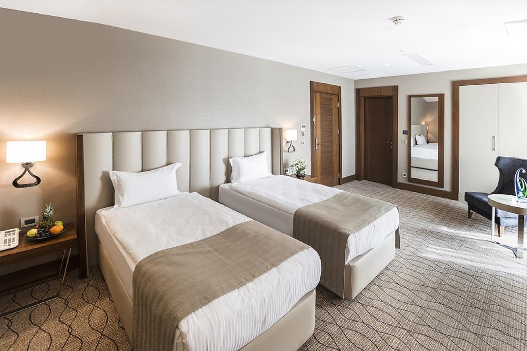 Ramada By Wyndham Sakarya Hotel Bilik gambar