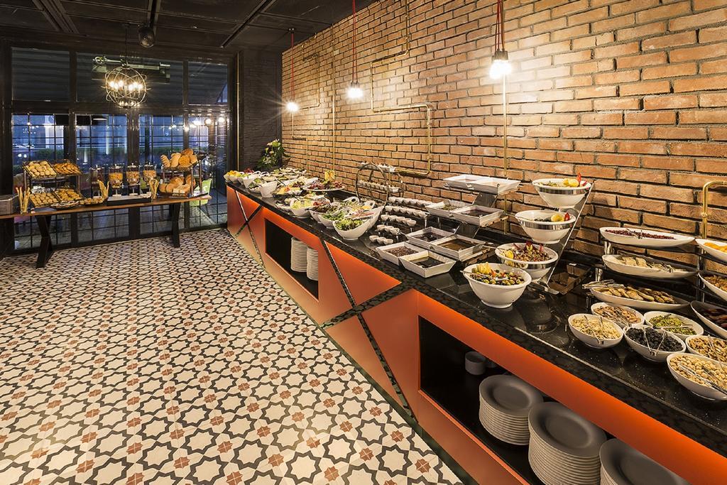 Ramada By Wyndham Sakarya Hotel Luaran gambar