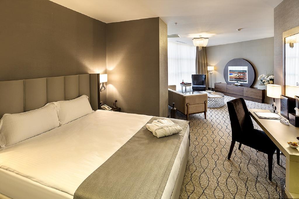 Ramada By Wyndham Sakarya Hotel Bilik gambar